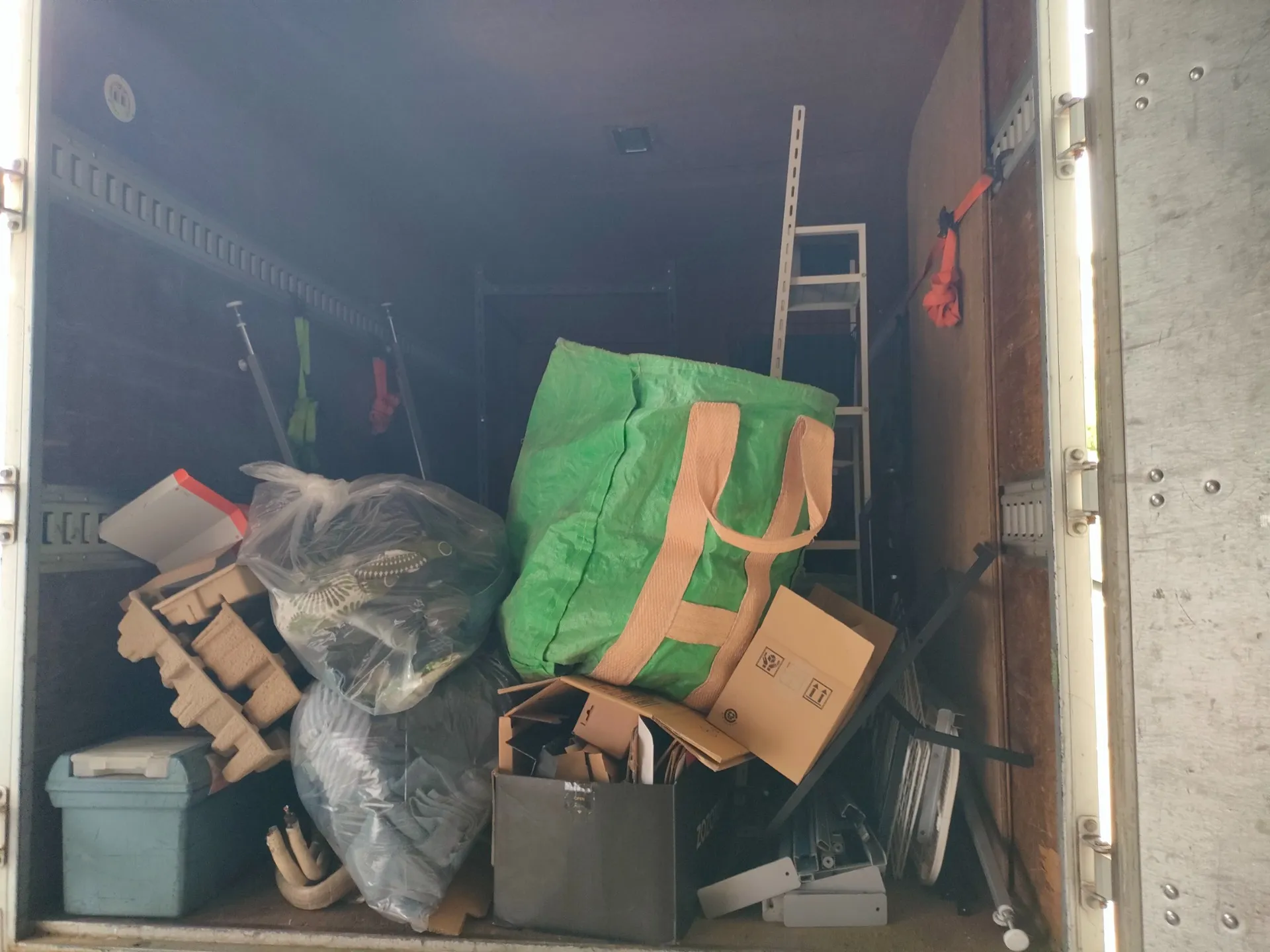 川崎市宮前区　工事会社産廃回収